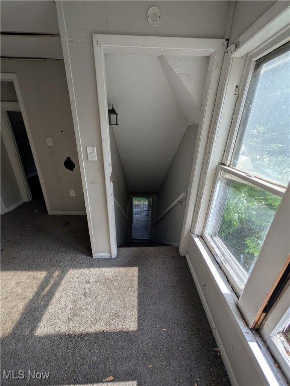 Cleveland, Ohio 44127, United States, 2 Bedrooms Bedrooms, ,1 BathroomBathrooms,Residential,Pending,203886