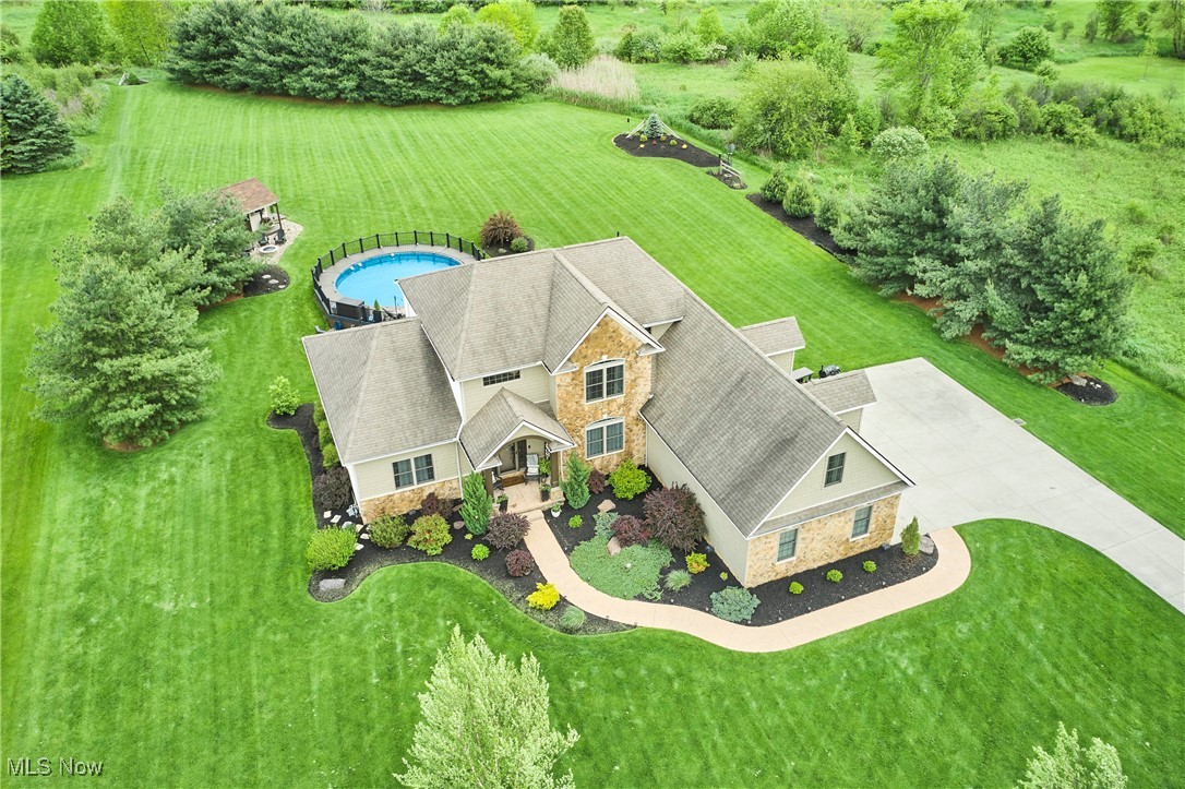 7355 Hunters Glen Lane, Seville, Ohio image 2