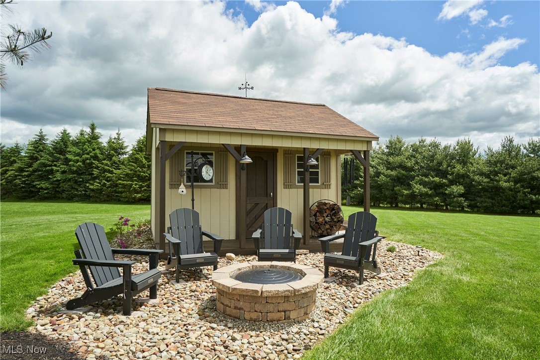 7355 Hunters Glen Lane, Seville, Ohio image 6
