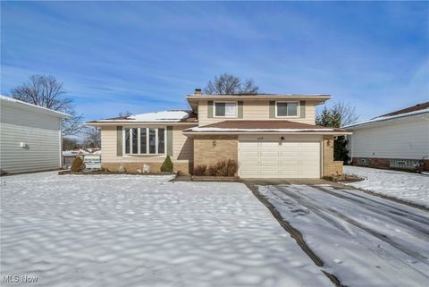 2016 Coventry Drive Parma OH 44134