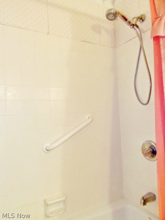 Happy Hollow - Residential