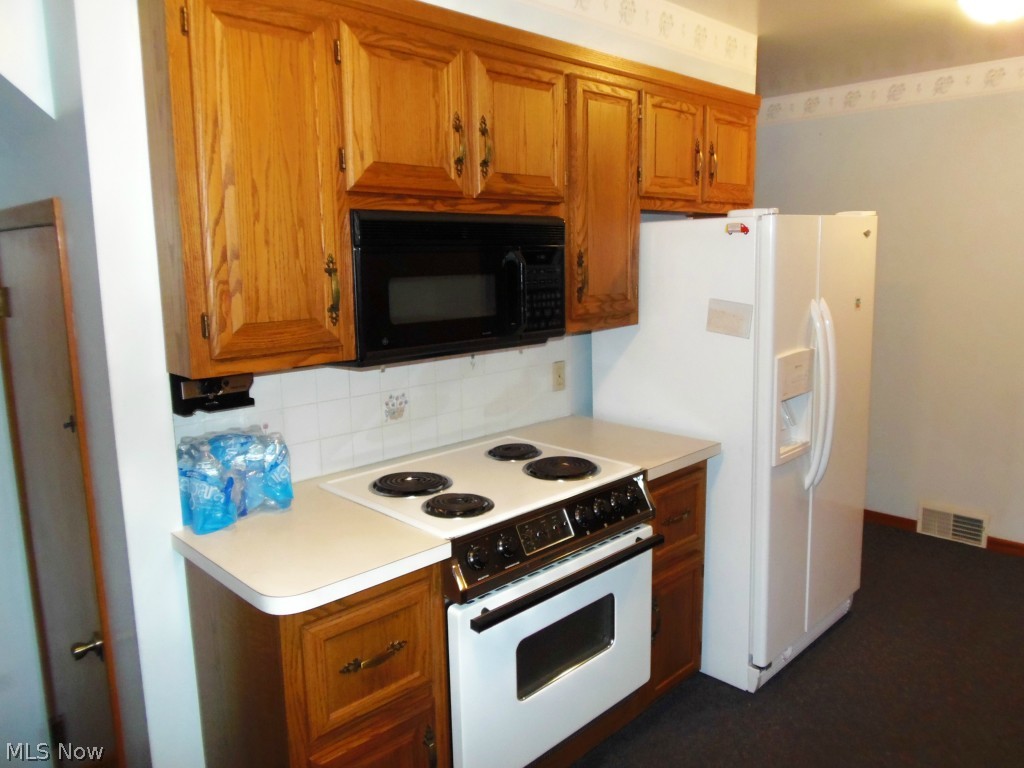 Happy Hollow - Residential