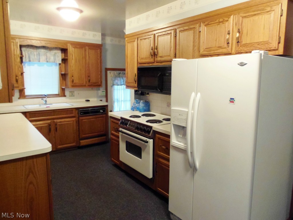 Happy Hollow - Residential