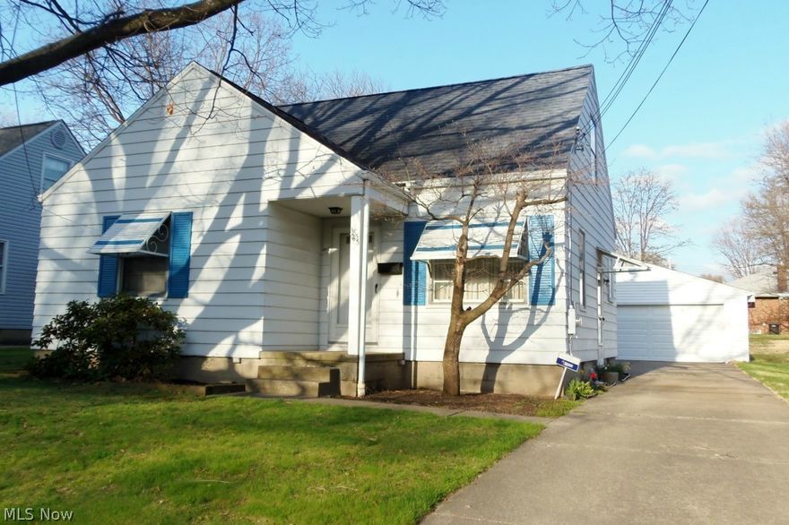 Whole lotta house in Firestone Park! 4 bedroom one Owner Cape Cod, 1st floor Master Bedroom addition with walk in closet, over sized 2 car garage with electric and gas. Tons of storage space. Pro Tech Alarm system with back up wireless, glass block windows, Rec room with separate heat, High efficient furnace and A/C 2005, dimensional roof in 2008. Oak hardwood most of 1st floor. Finished rec room in basement.  Must view to get full feel of property. Don't hesitate, great home.