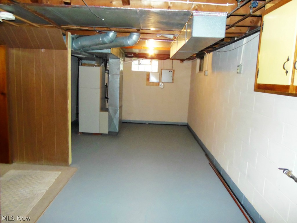 Happy Hollow - Residential