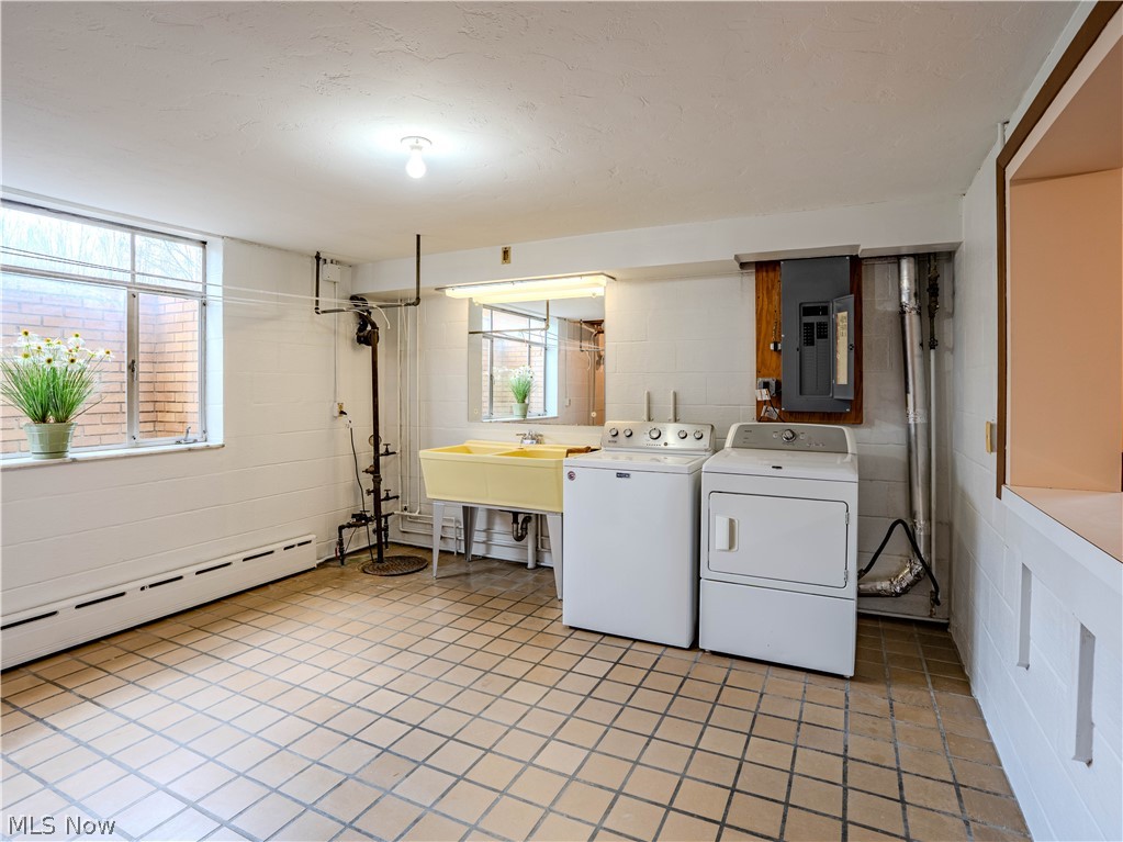 Emerman Corp Delsy Drive - Residential