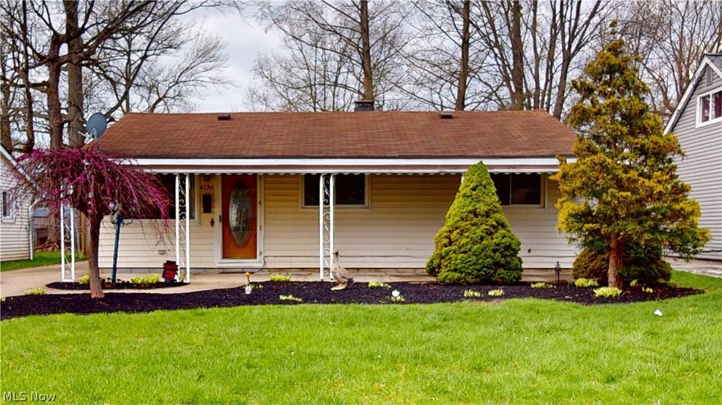Photo of 4790 Robinwood Drive, Mentor, OH 44060 (MLS # 5202243)
