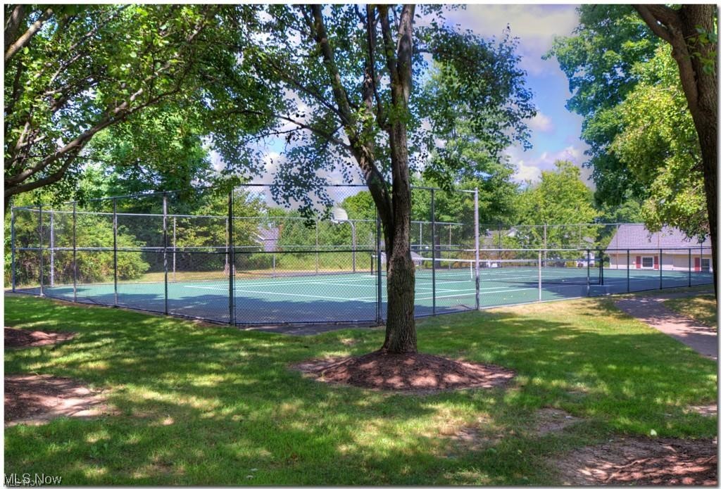 Macintosh Farms Condo 03 - Residential