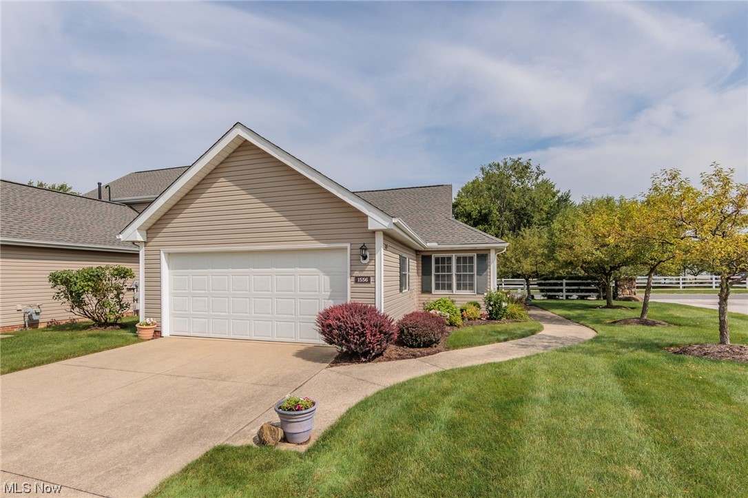 Macintosh Farms Condo 03 - Residential