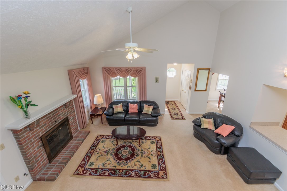 Macintosh Farms Condo 03 - Residential