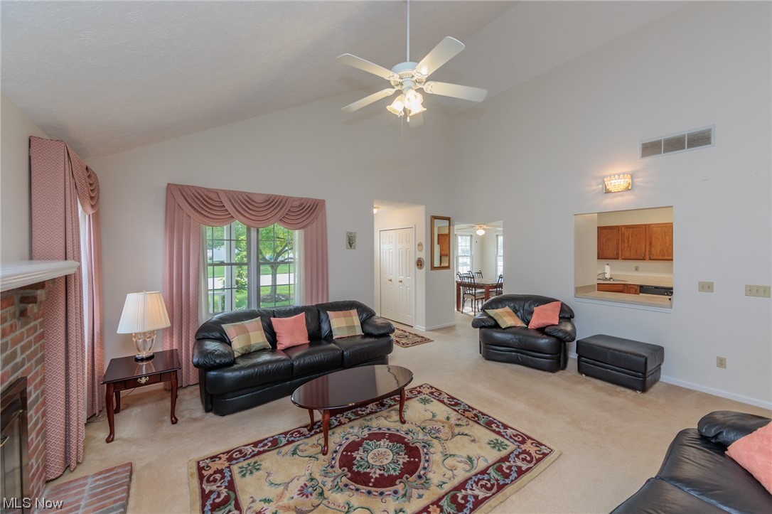 Macintosh Farms Condo 03 - Residential