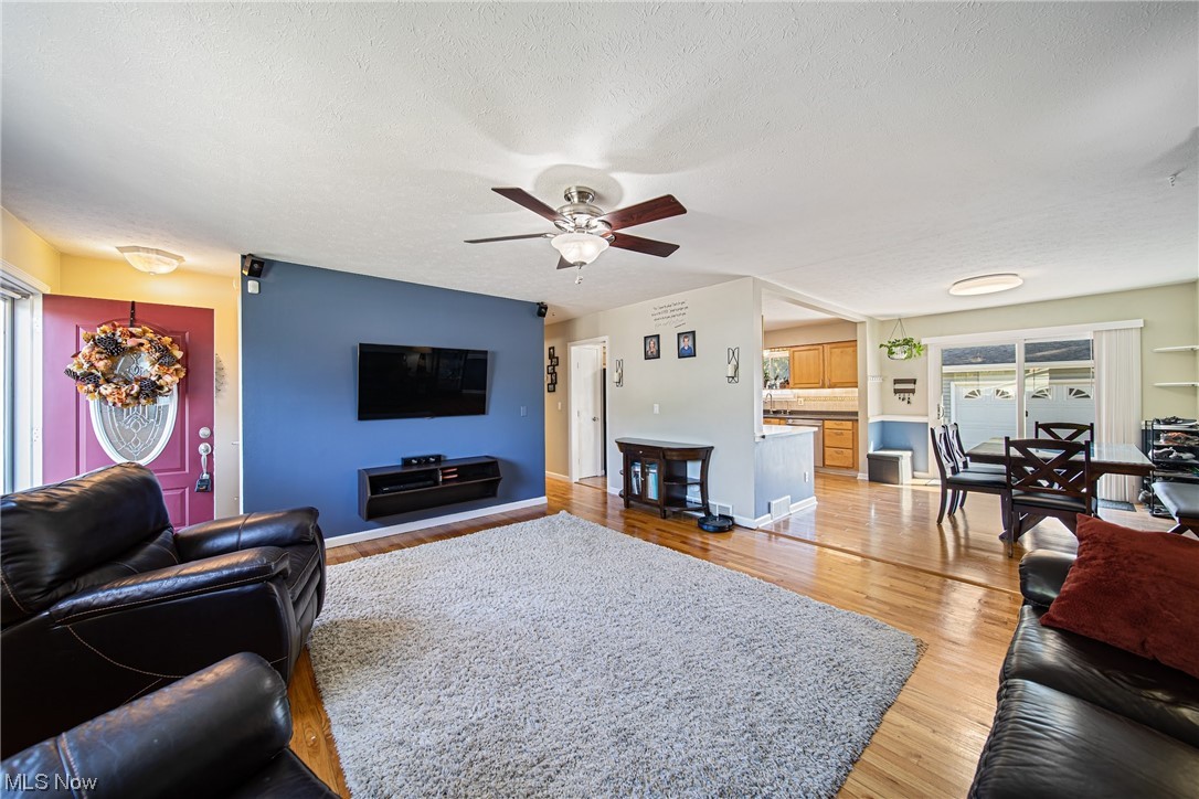 Larkspur Drive Resub 1 - Residential