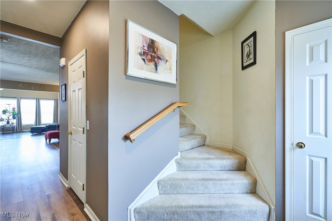 118 Ledgestone Court