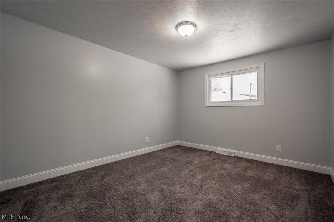 White Acres 03 - Residential