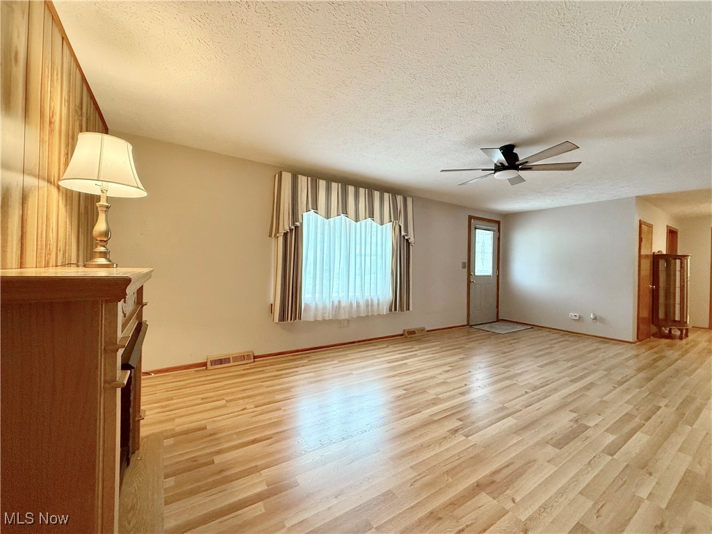 Dixie Terrace Adn - Residential