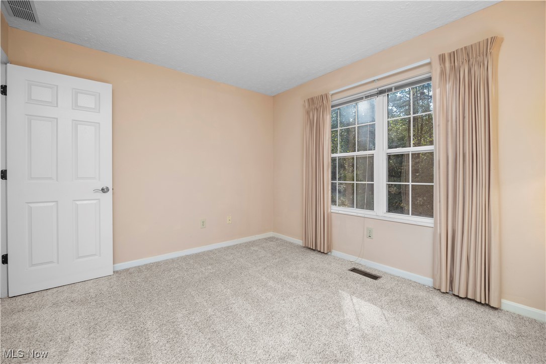 Cinnamon Woods Condo - Residential