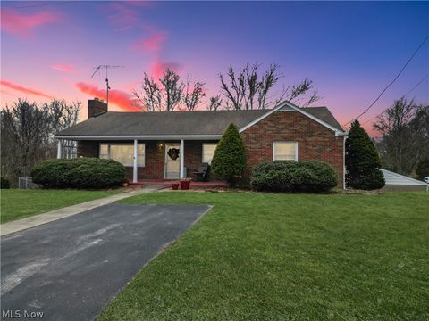 Homes For Sale - 391 Canton Road<br/> Jefferson County, Wintersville, OH 43953