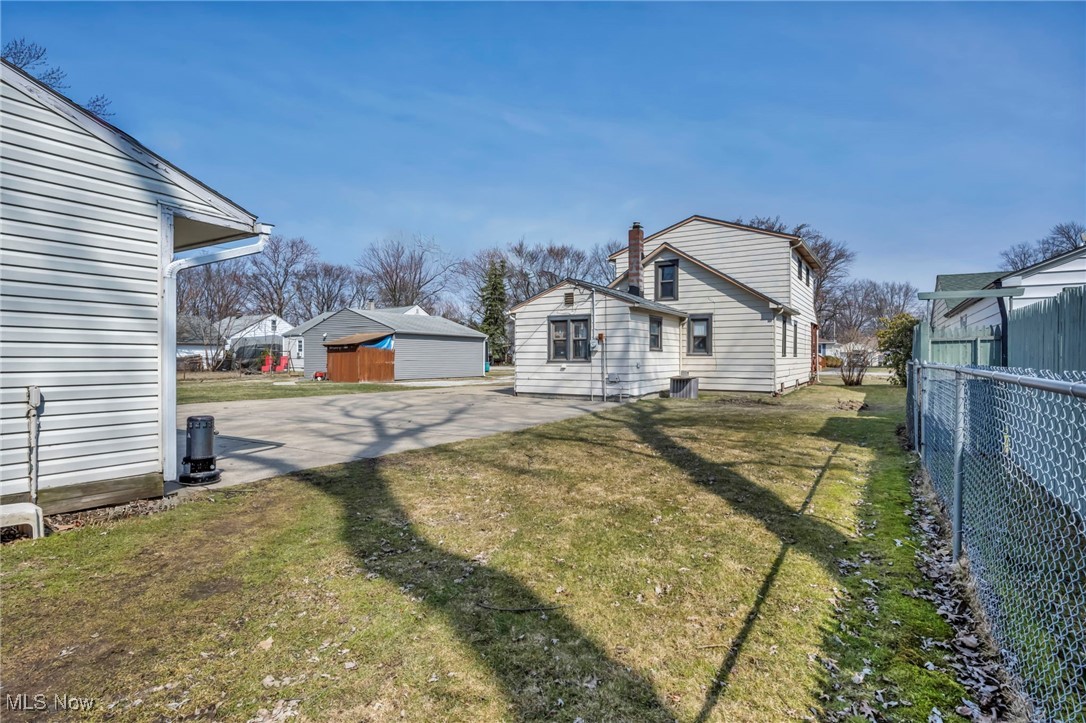 930 Woodstock Road, Eastlake, Ohio image 28