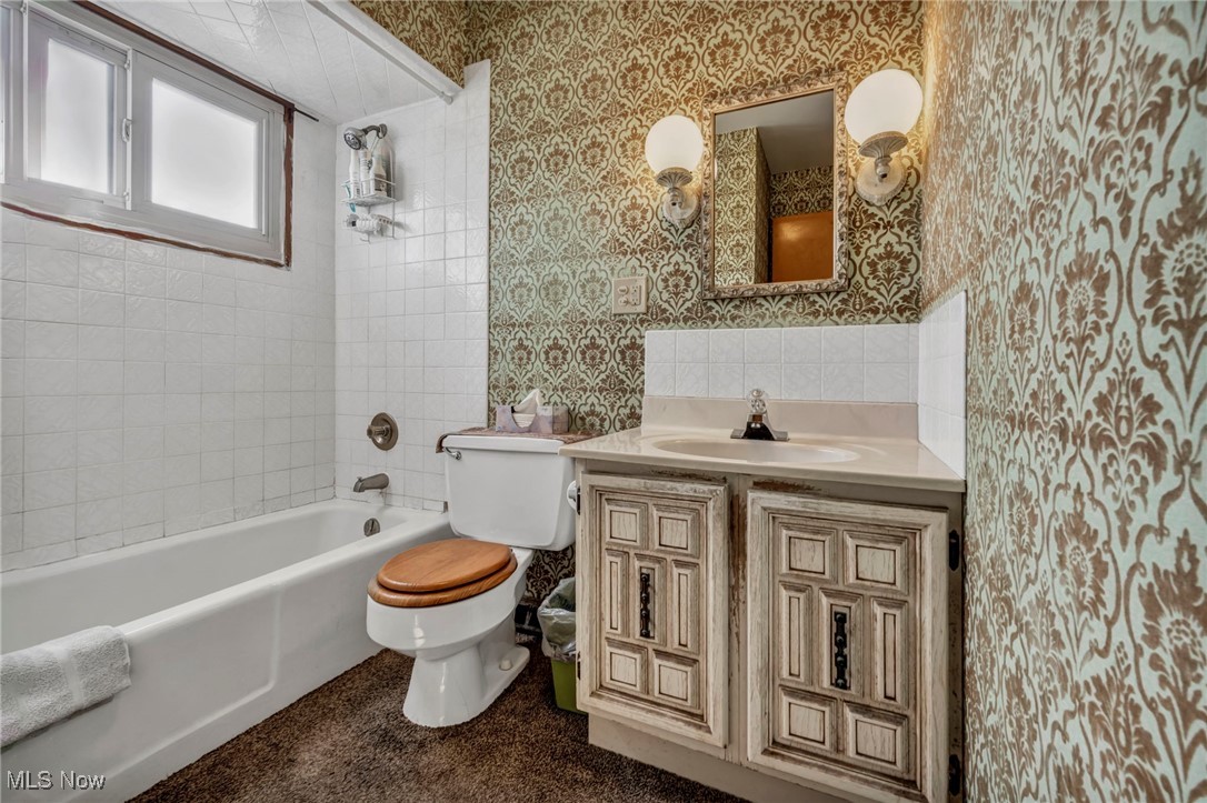930 Woodstock Road, Eastlake, Ohio image 20