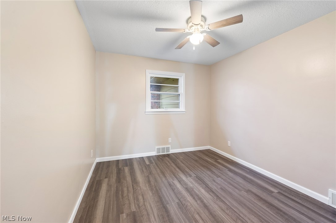 Applewood Acres - Residential