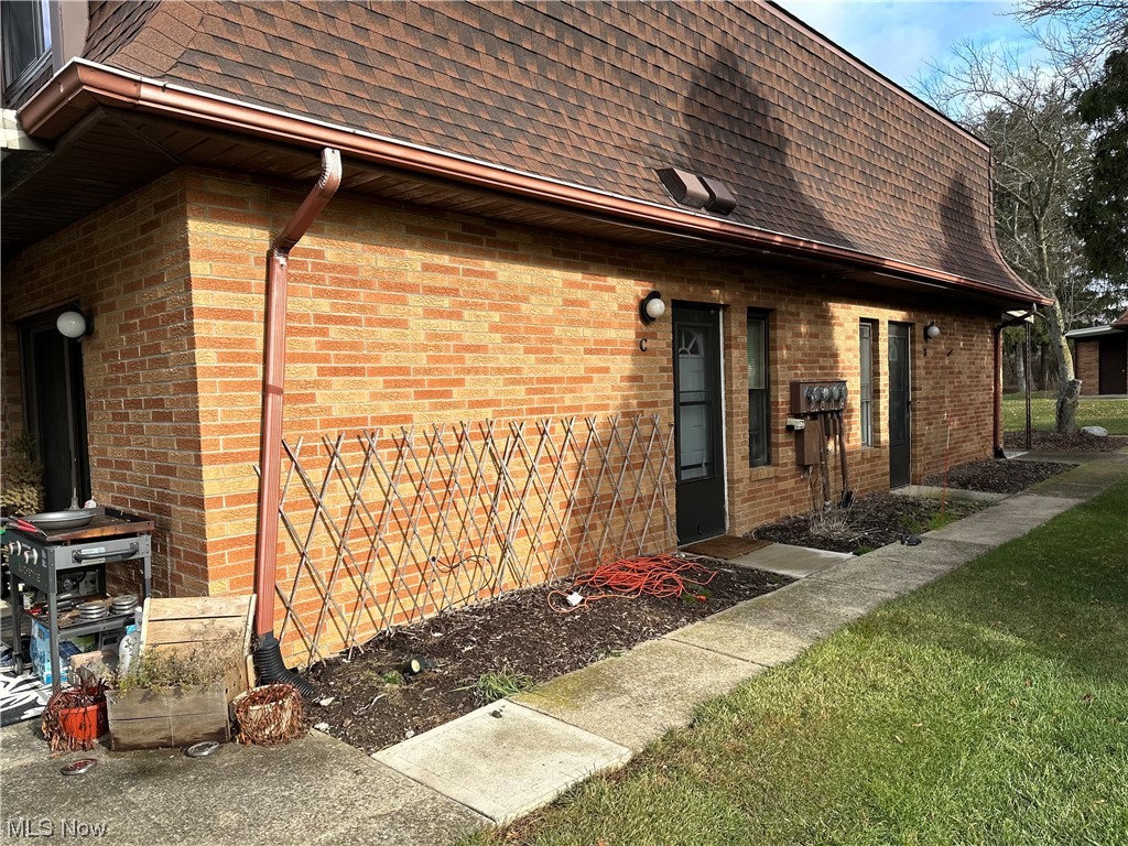 Heatherwood Apts - Residential Income