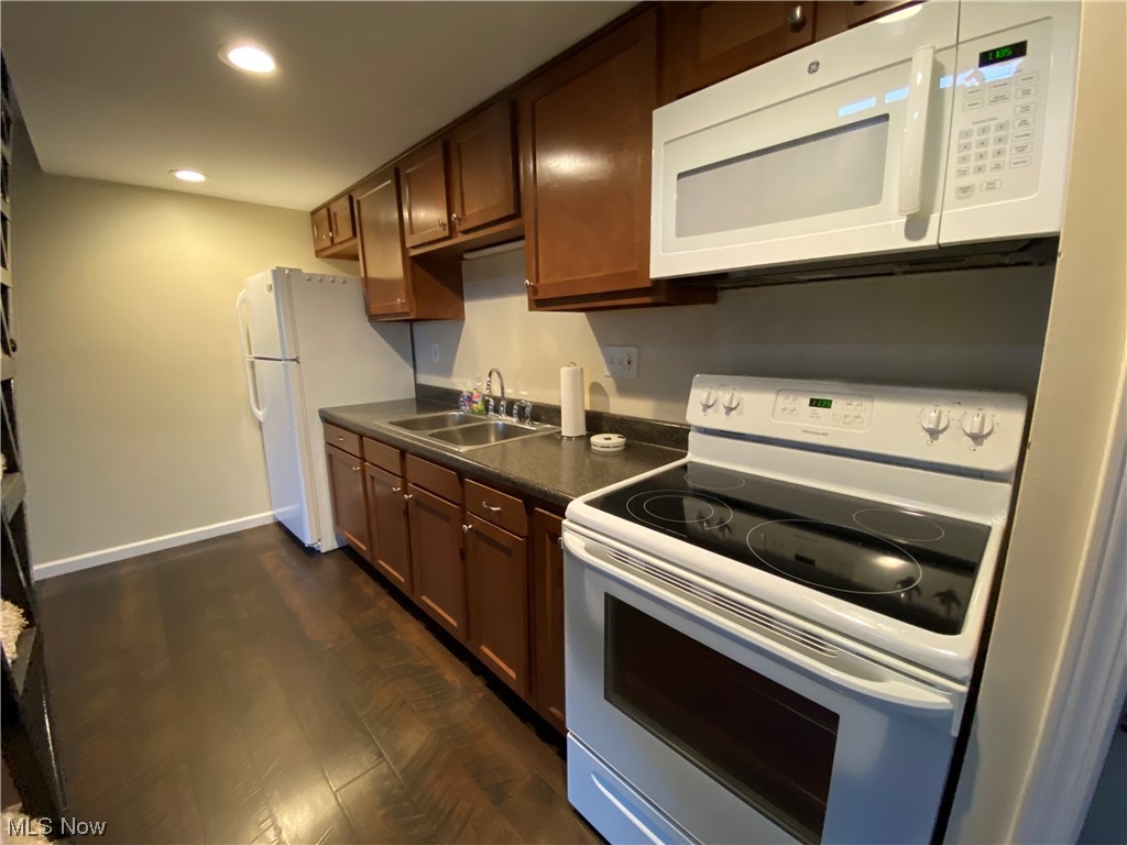 Heatherwood Apts - Residential Income