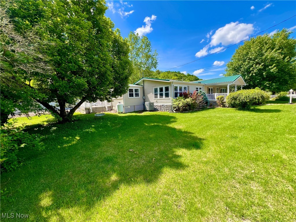 115 Rhodes Avenue, Dillonvale, Ohio image 3