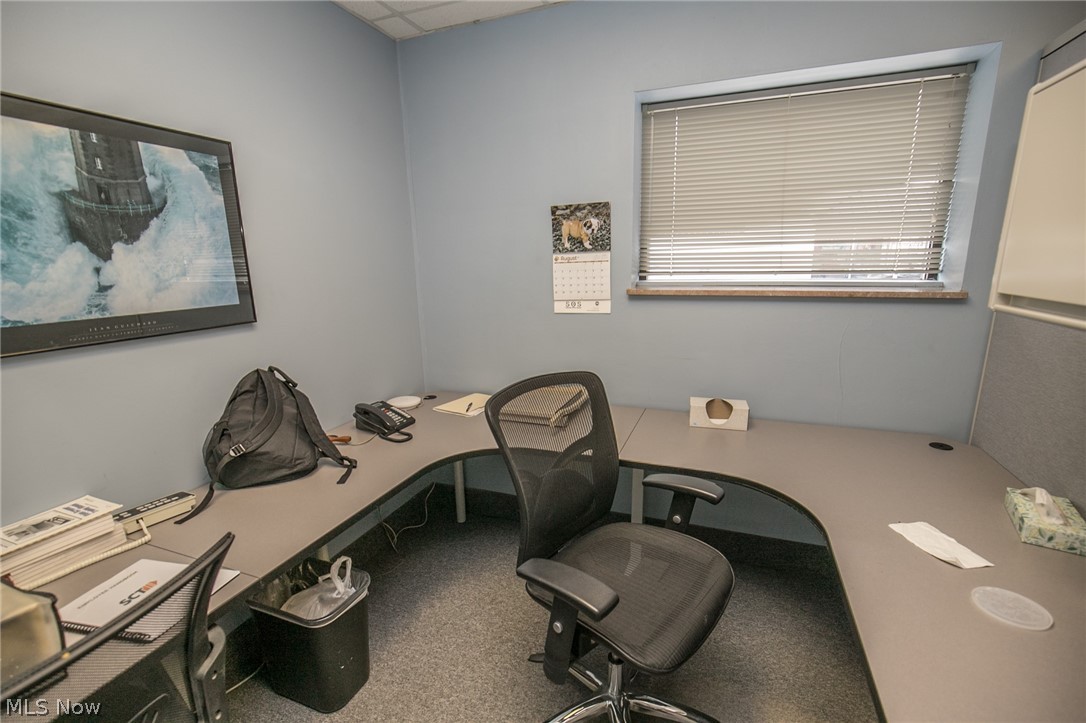 Brookpark Rdg - Commercial Lease