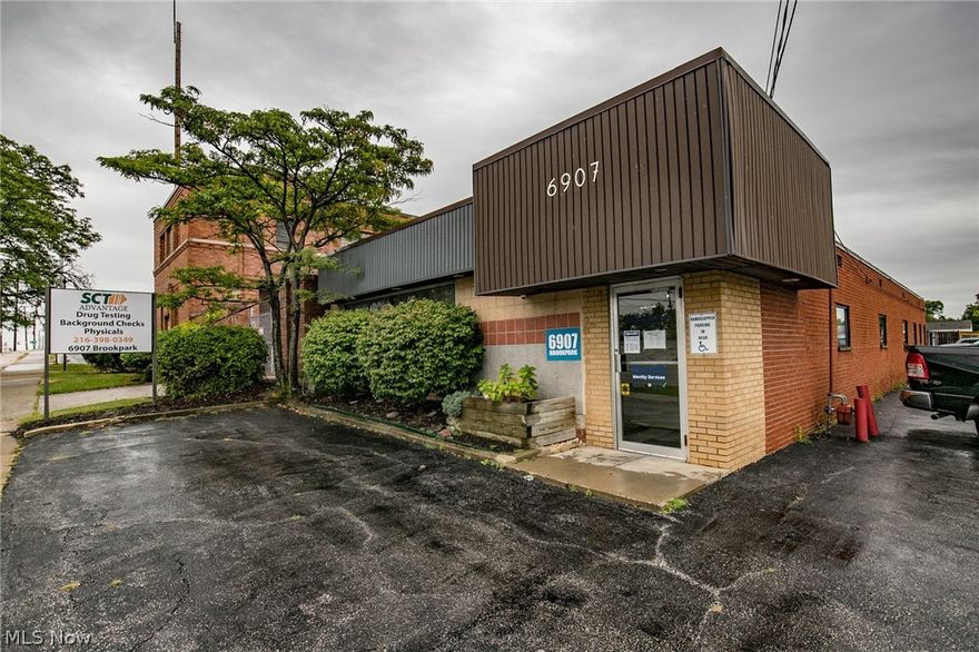 Professional office building in a High Traffic & visible location, close to 480 & Ridge w/excellent entry to major highways. This well maintained building has a spacious waiting & reception area, 7+ Large offices, 4 bathrms, kitchen & sufficient storage rm. Front & rear entrances w/front, side & rear parking. Transportation, restaurants & shopping nearby. Currently used as a medical facility & may easily be used for your business!