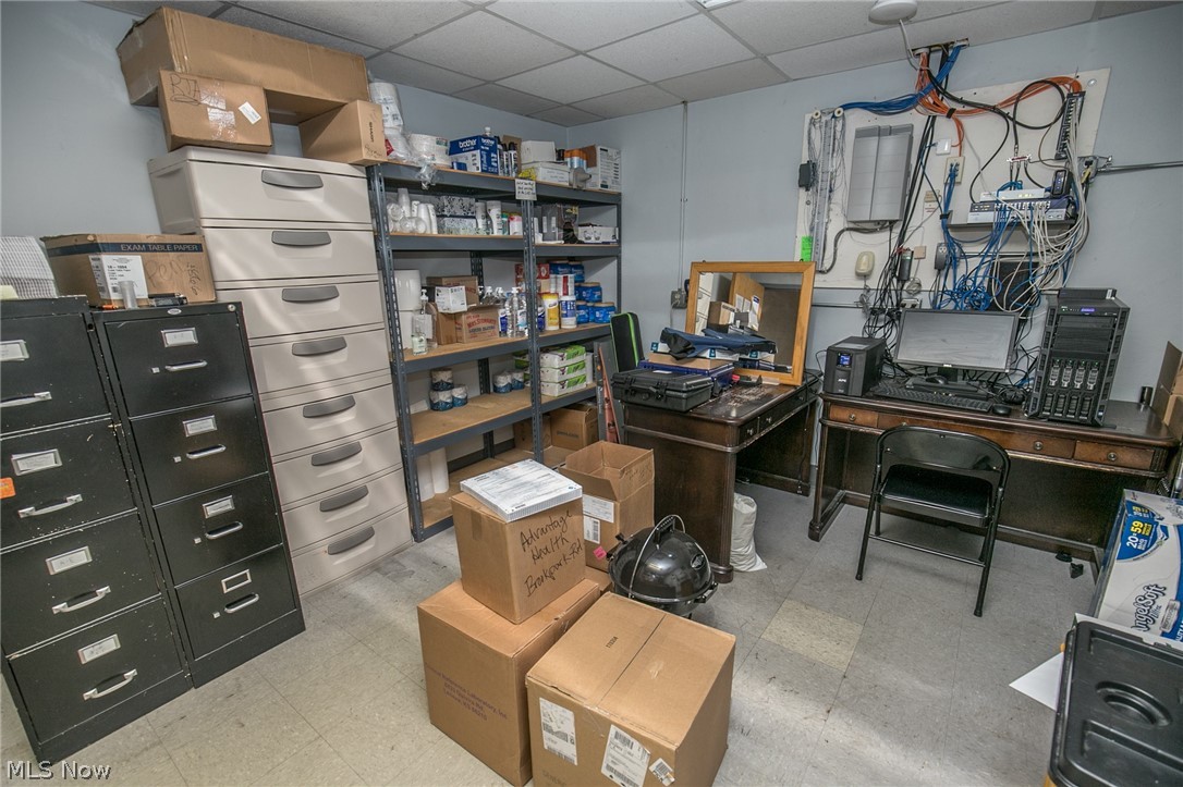 Brookpark Rdg - Commercial Lease