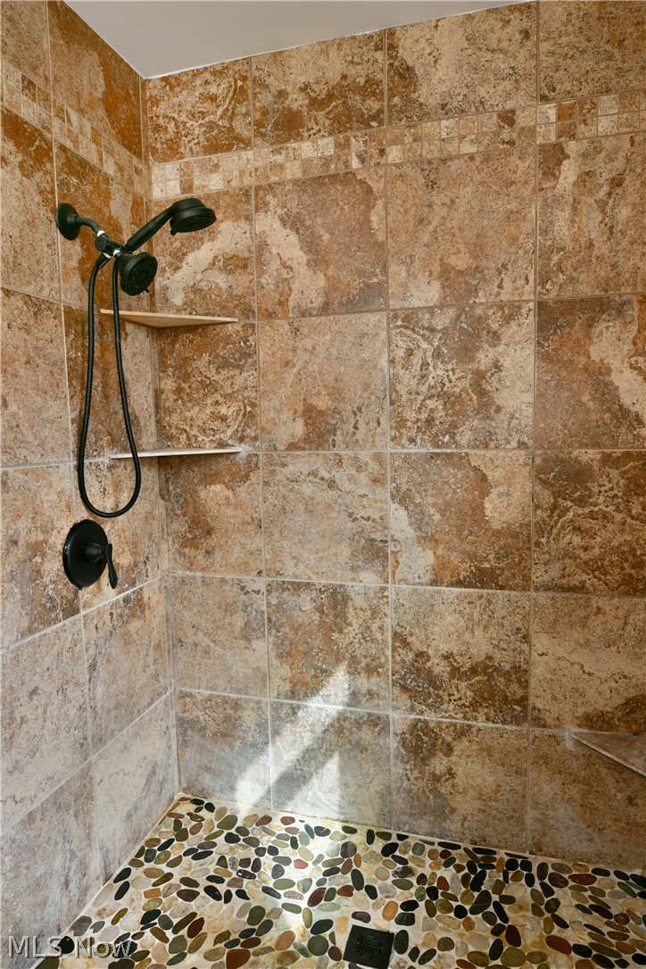 Mckinnon Rep - Residential