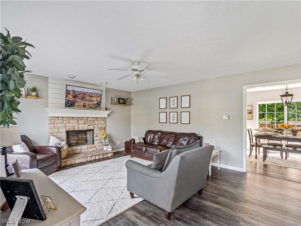 Knolls/Collins Pond - Residential