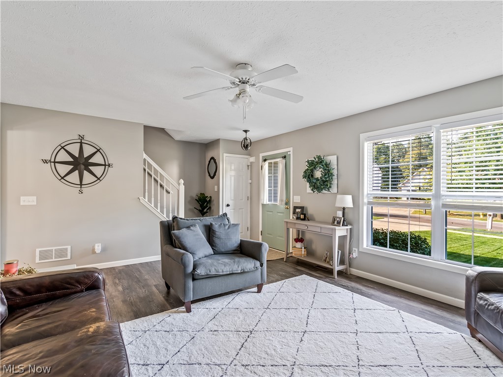 Knolls/Collins Pond - Residential