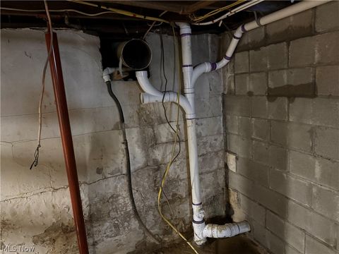 Tiny photo for 1612 Race Street, Parkersburg, WV 26101 (MLS # 5186502)