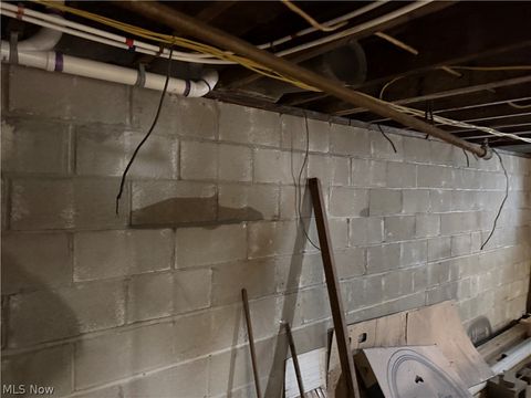 Tiny photo for 1612 Race Street, Parkersburg, WV 26101 (MLS # 5186502)