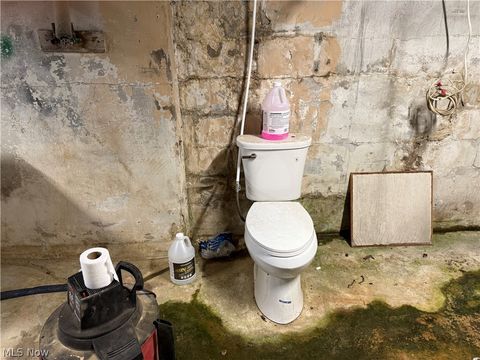 Tiny photo for 1612 Race Street, Parkersburg, WV 26101 (MLS # 5186502)