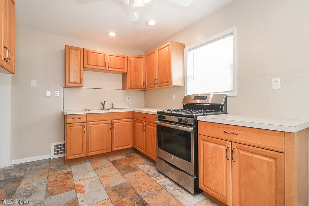 Frisbee Cos Winchester Road - Residential