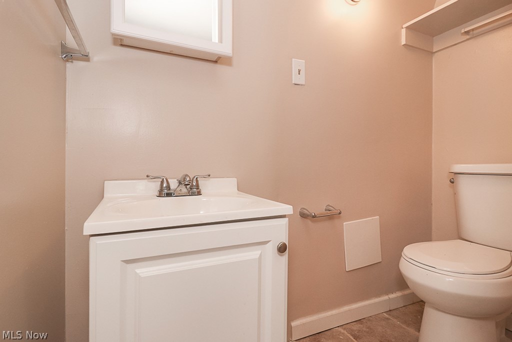 Frisbee Cos Winchester Road - Residential