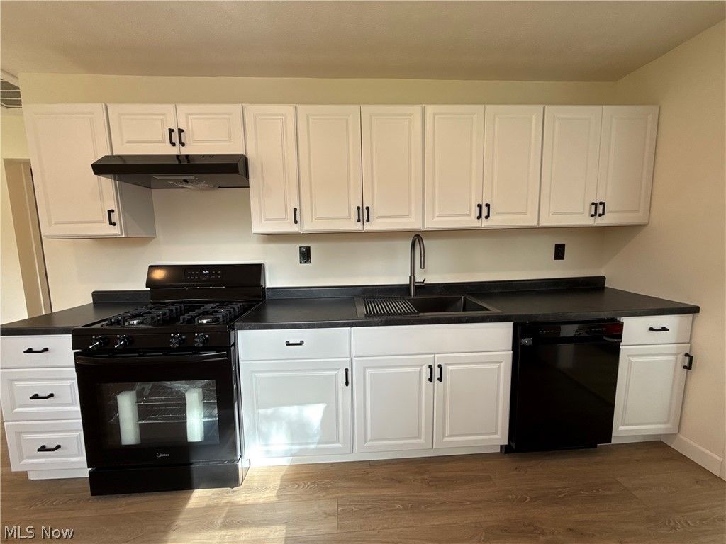 Photo of 4841 Marigold Road, Mentor, OH 44060 (MLS # 5212829)