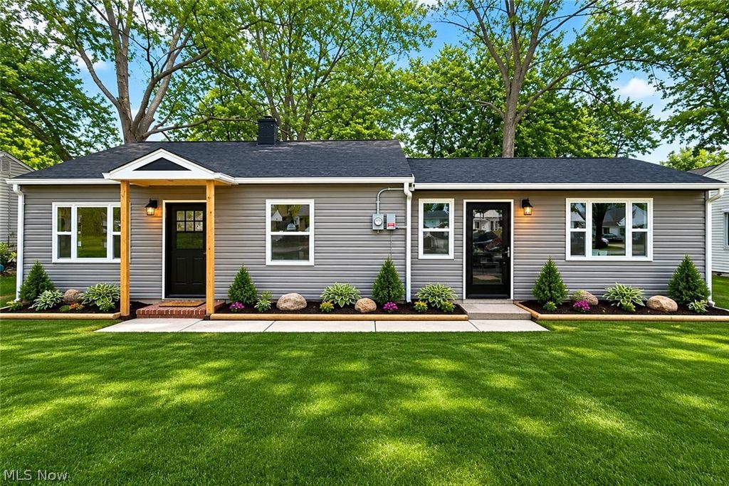Photo of 4841 Marigold Road, Mentor, OH 44060 (MLS # 5212829)