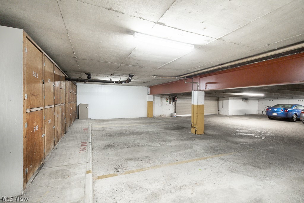 Coral Rock Condo - Residential