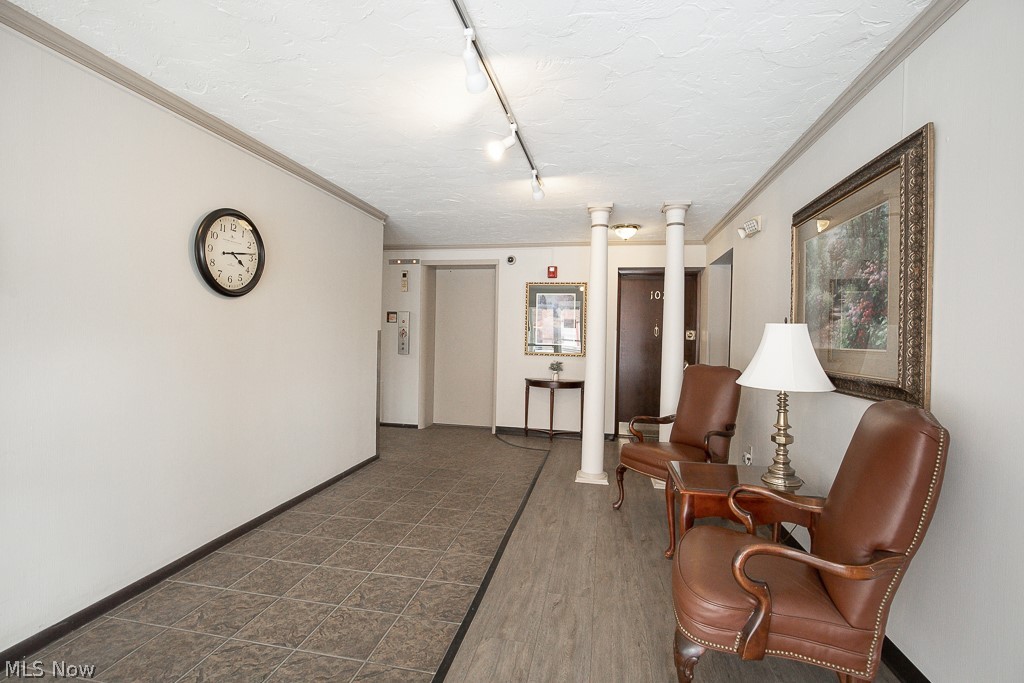 Coral Rock Condo - Residential