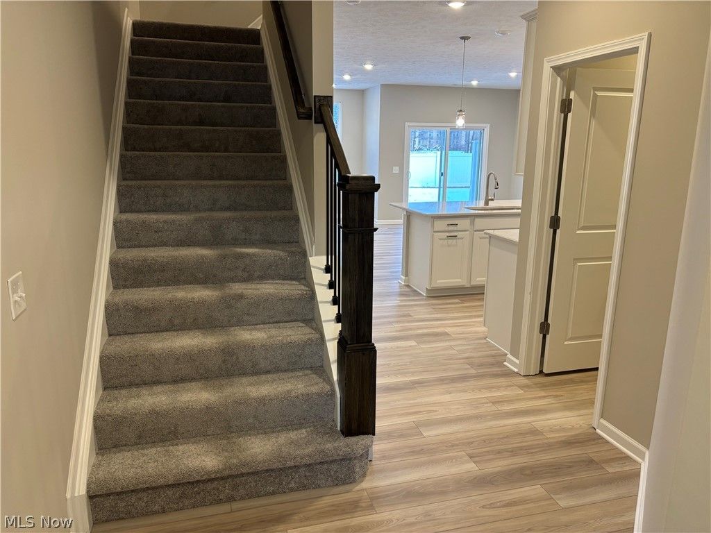 Photo of 1669 Merlot Lane, Westlake, OH 44145 (MLS # 5193979)