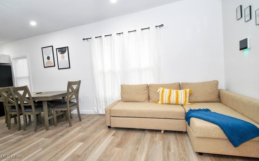 Henritze - Residential Income