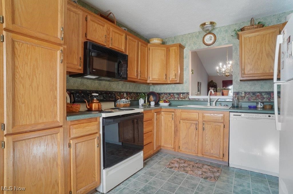 1718 N Pointe Drive, Canton, Ohio image 12