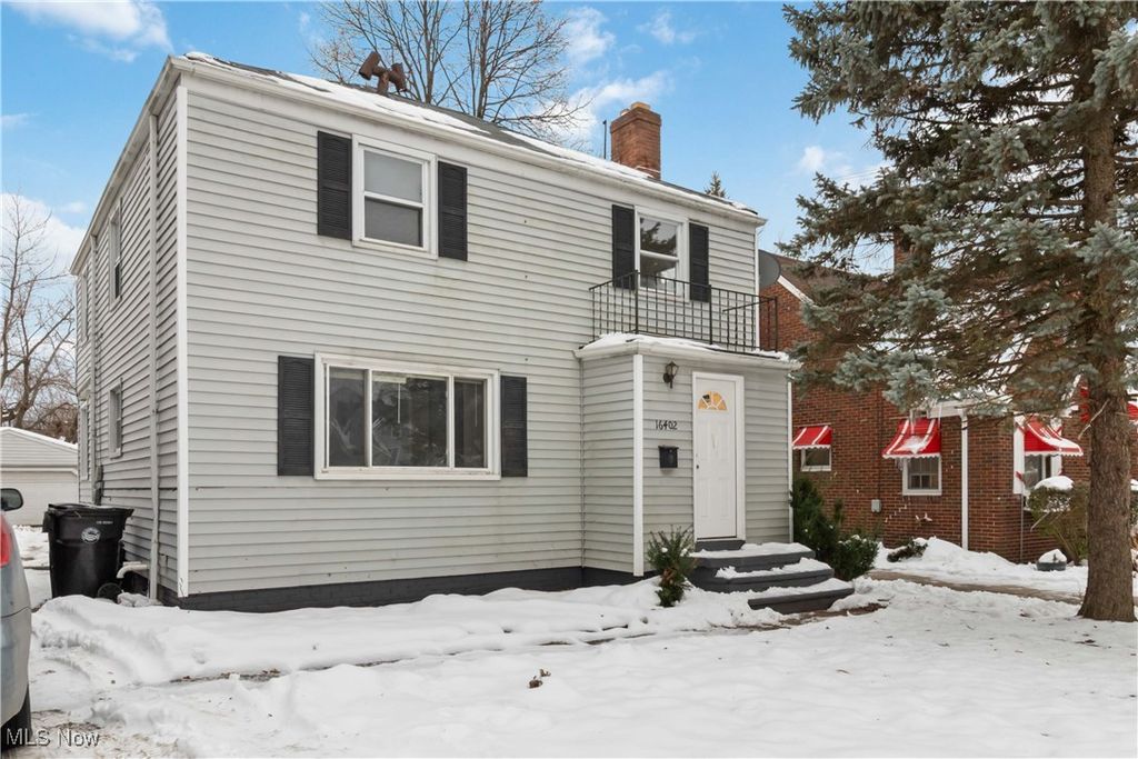 Photo of 16402 Cloverside Avenue, Cleveland, OH 44128 (MLS # 5171109)