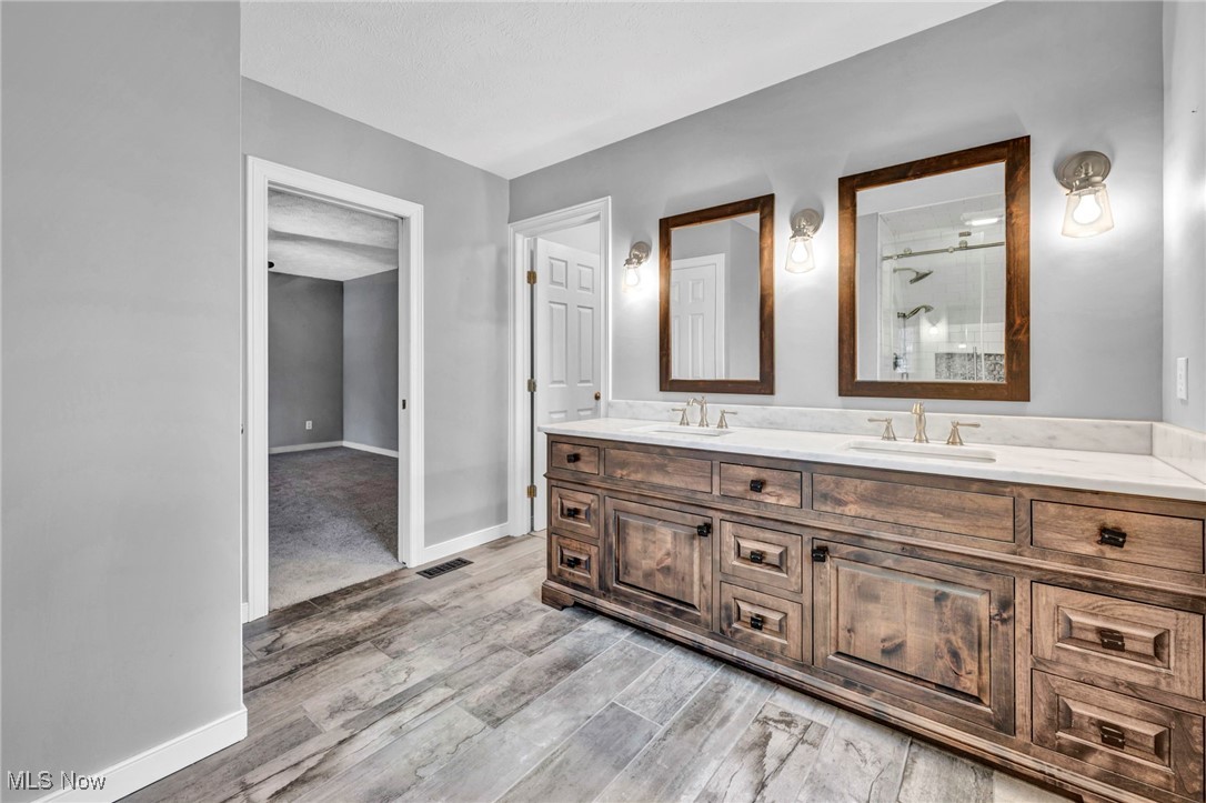 18365 Bent Tree Lane, Chagrin Falls, Ohio image 27