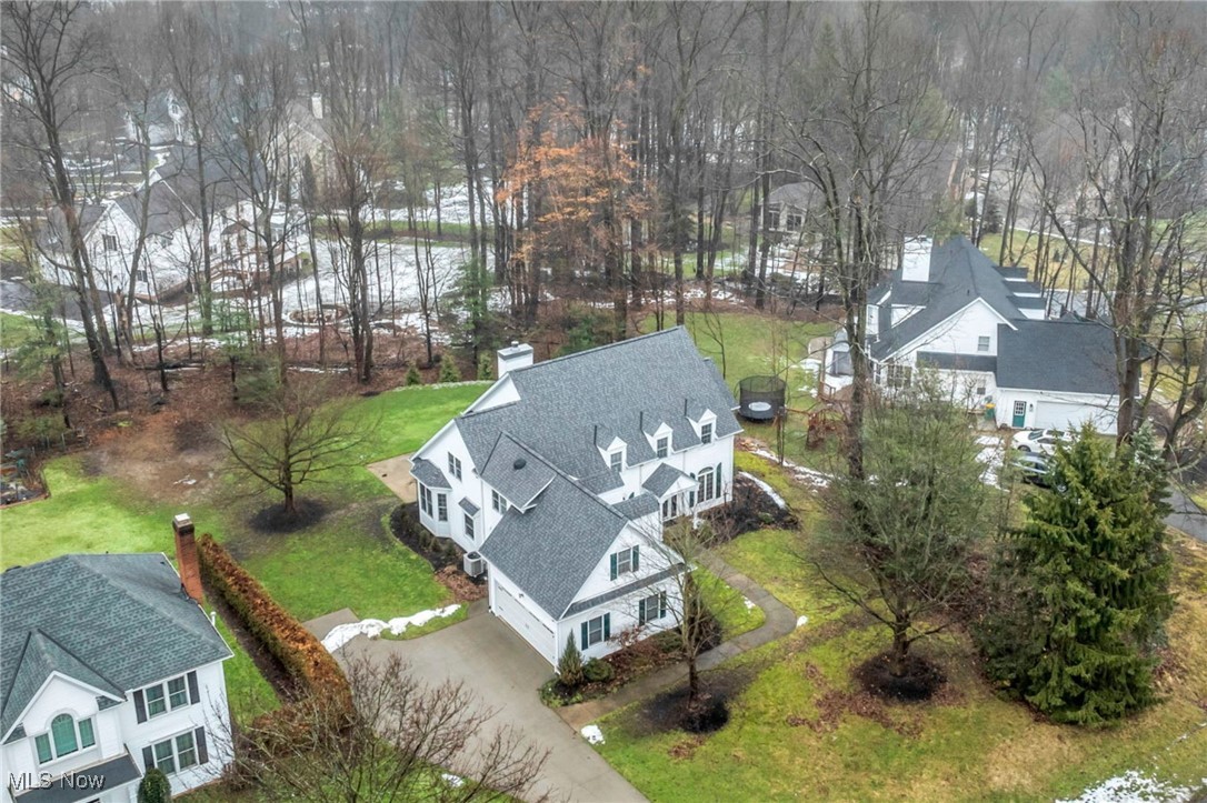 18365 Bent Tree Lane, Chagrin Falls, Ohio image 36