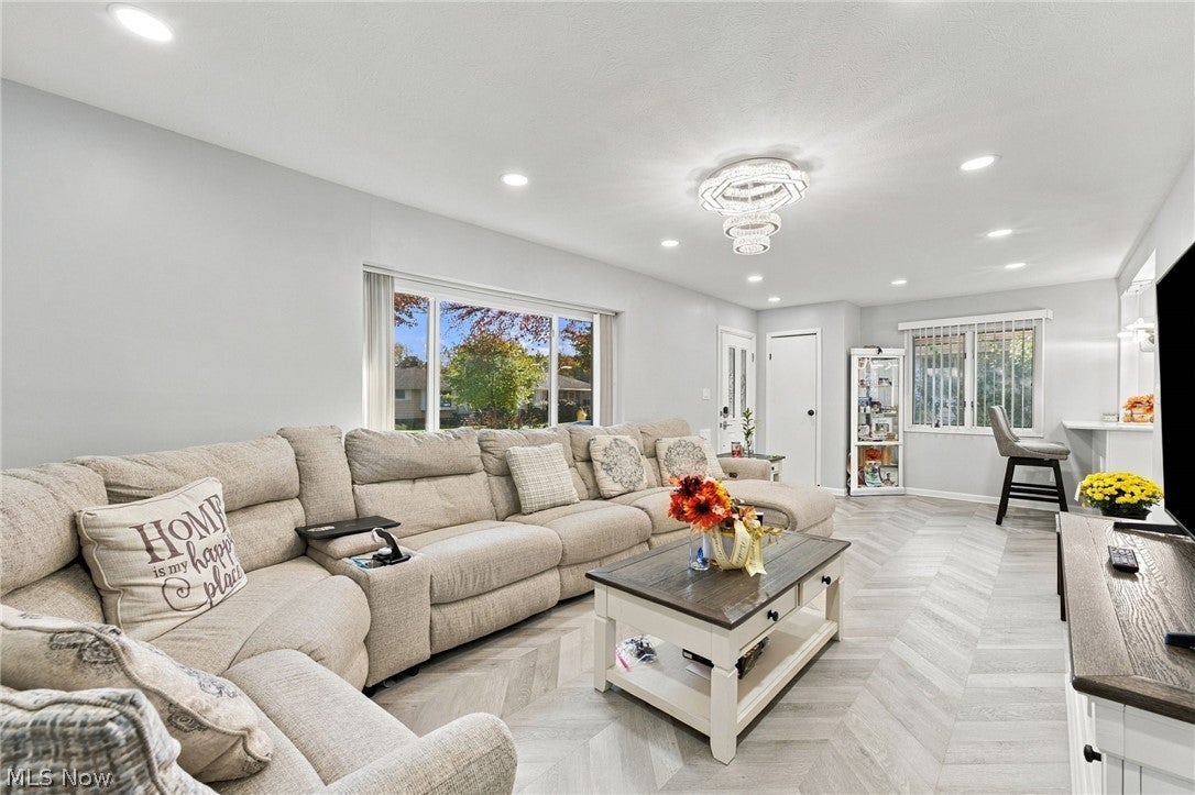 4752 Springwood Drive