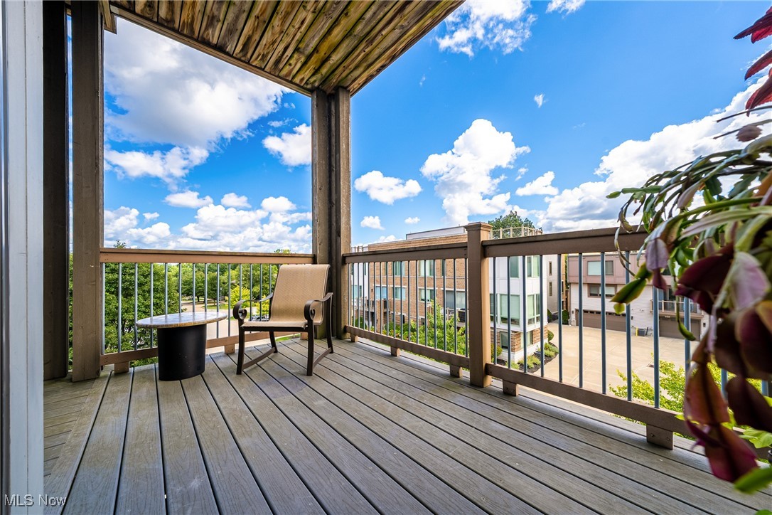 Loft Bldg 02 - Residential